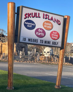 Skull Island sign